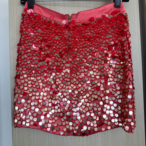 Alice & Olivia sparkly, tomato red mini skirt. Size 0. - Picture 2 of 3
